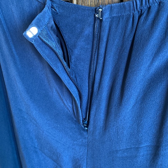 Neiman Marcus Exclusive Top & Pant Set for Evening - Picture 11 of 13